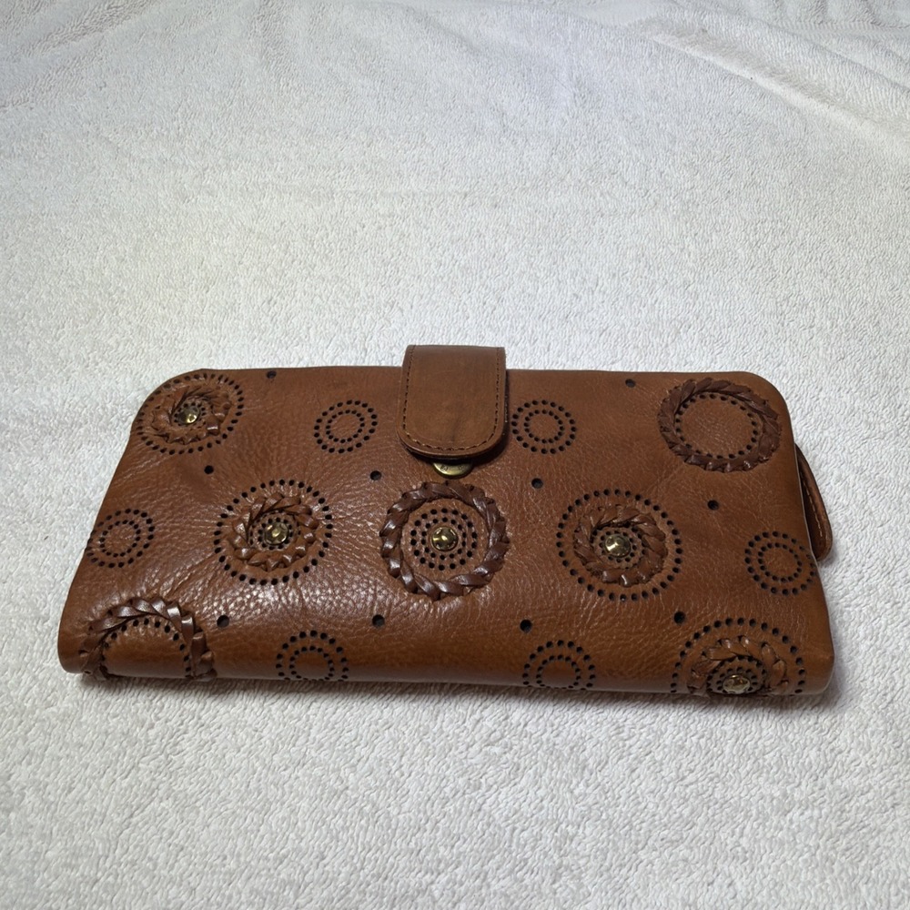 VILENCA Women's Leather Flap Wallet With Circular Details Brown Metal Accents